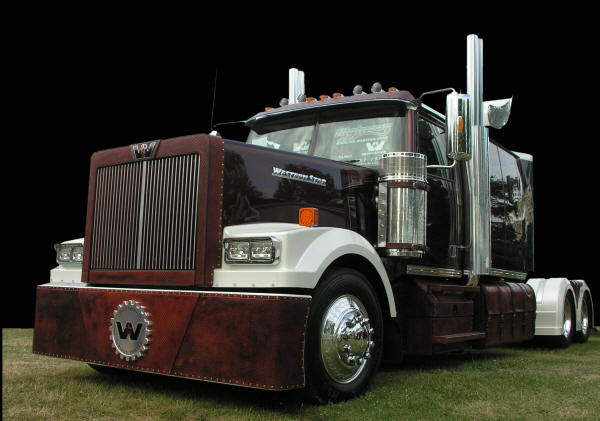 Beautiful leather bound Western Star show truck
