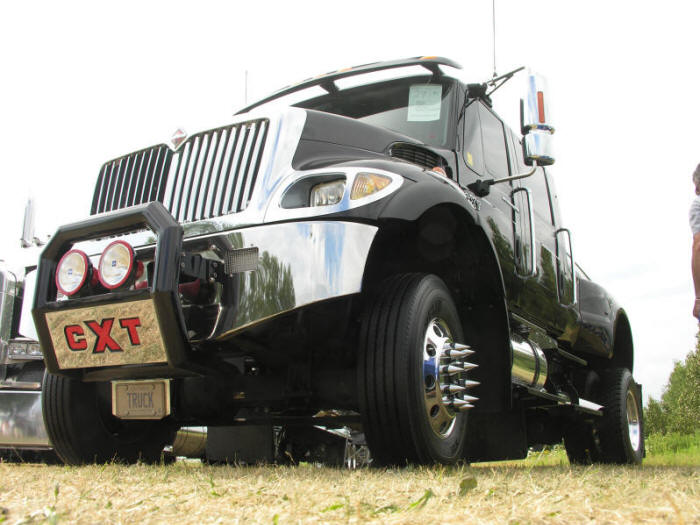 Another really cool International pick up truck