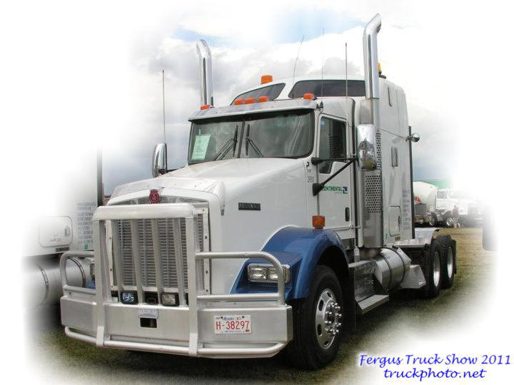 Blue on White Kenworth Highway Tractor at Fergus Truck Show 2011