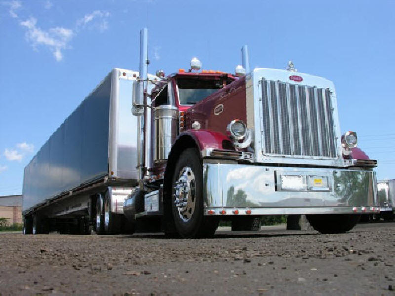 Peterbilt 279 Day Cab with curtain side trailer