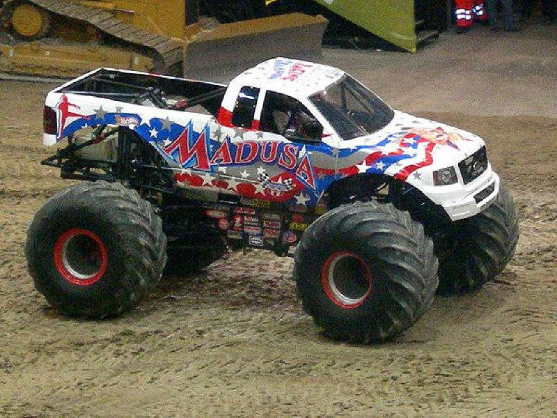 MADUSA Monster Truck getting ready to rock the show